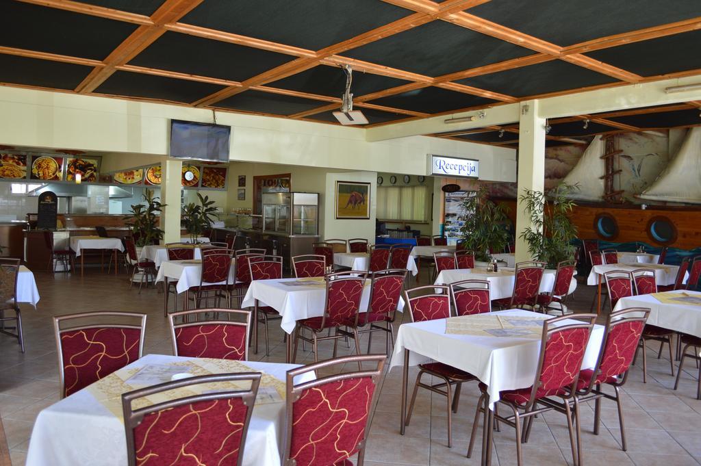 Hotel Kangaroo Budva Exterior photo