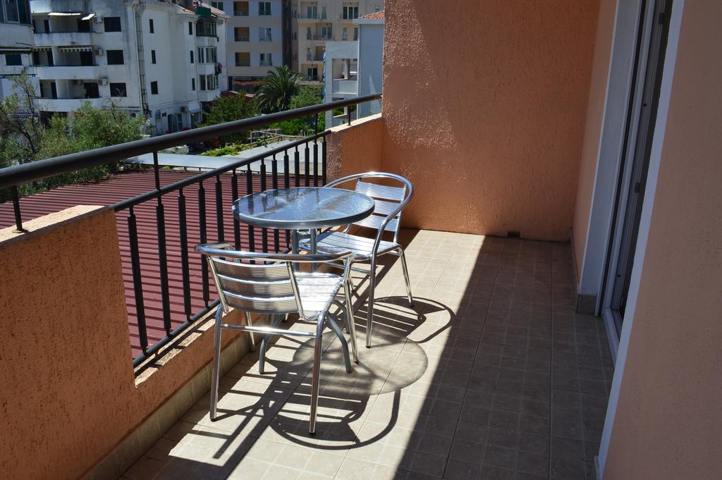 Hotel Kangaroo Budva Exterior photo
