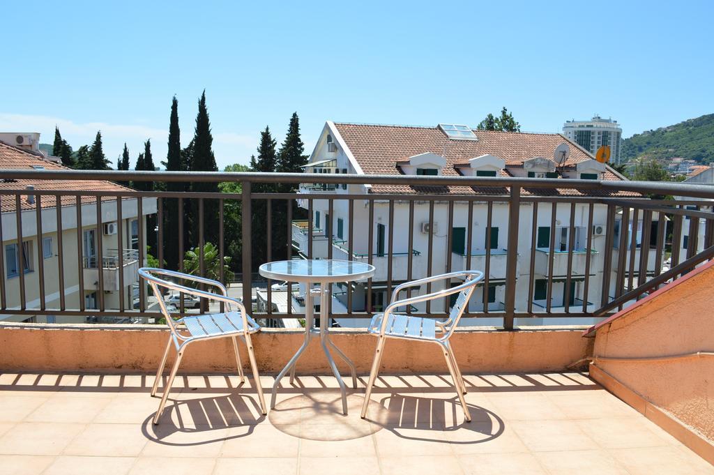 Hotel Kangaroo Budva Exterior photo