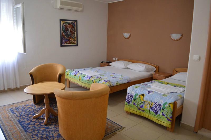 Hotel Kangaroo Budva Exterior photo
